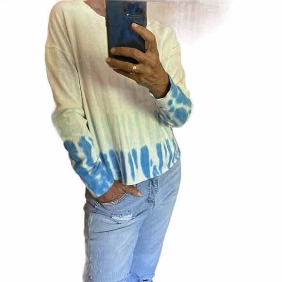 SPLENDID Tie Dye along Sleeves Sweatshirt.Size M - Picture 4 of 13
